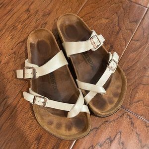 Like new birks! Didn’t really wear them because they’re too big on me